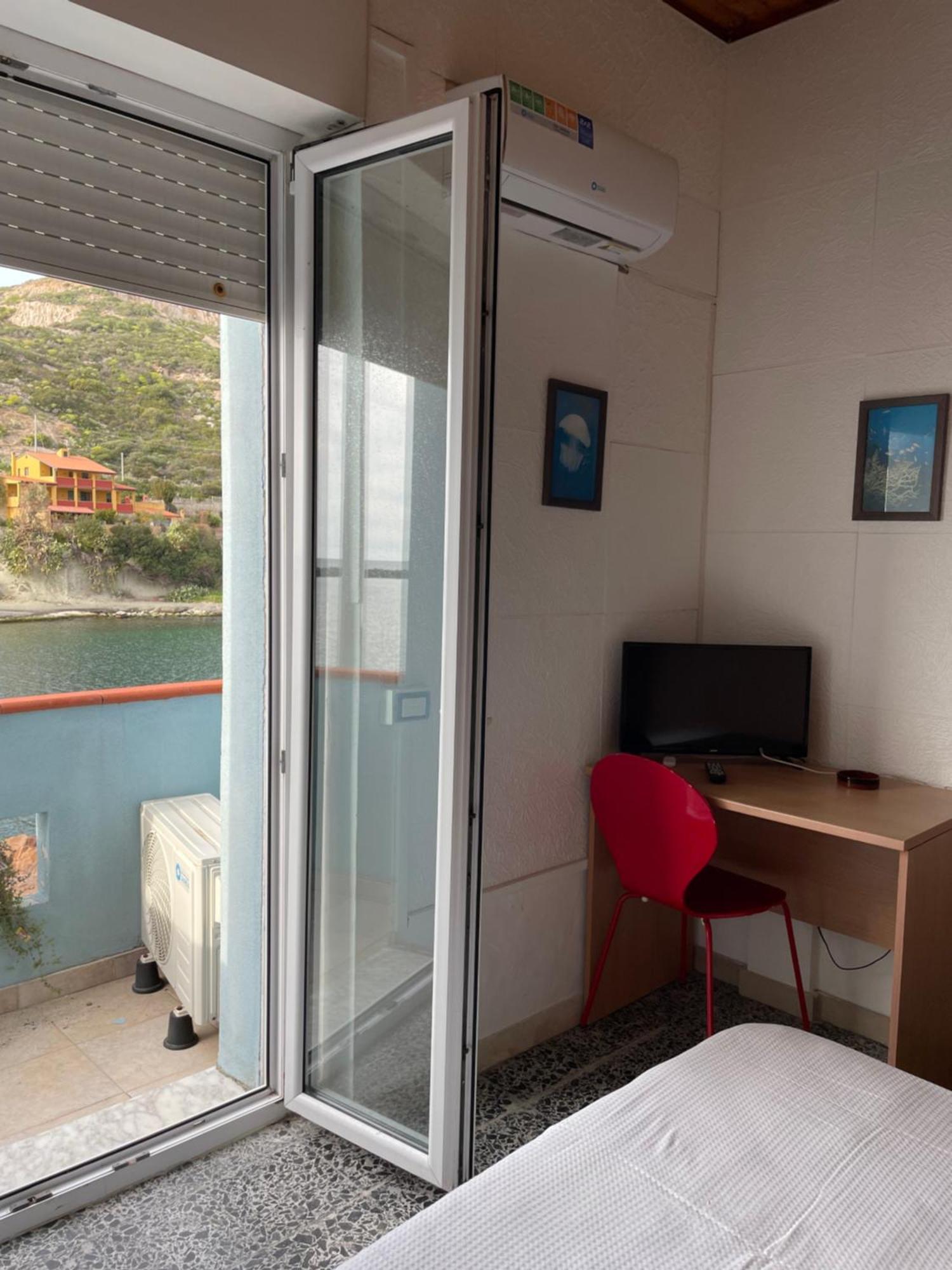 Hotel Miramare Bosa Marina Eksteriør bilde